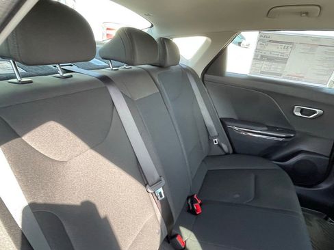 New 2026 Kia K4 FWD image 27