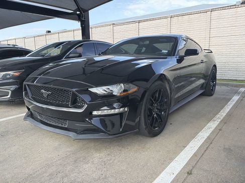Used 2019 Ford Mustang GT RWD image 1