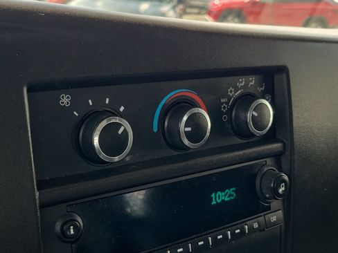 Used 2020 GMC Savana 2500 w/ Driver Convenience Package RWD image 13