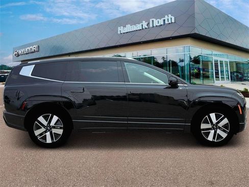 New 2026 Hyundai Ioniq 9 SEL image 9