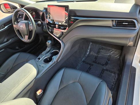 Used 2023 Toyota Camry XSE image 19