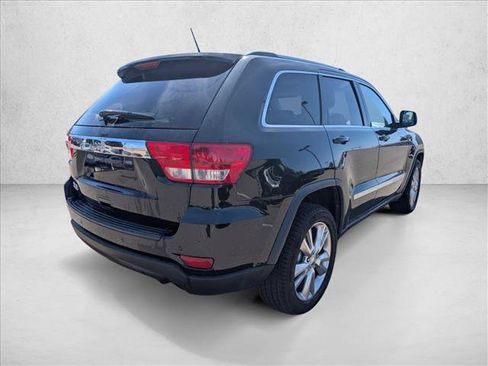 Used 2013 Jeep Grand Cherokee Laredo AWD/4WD image 5
