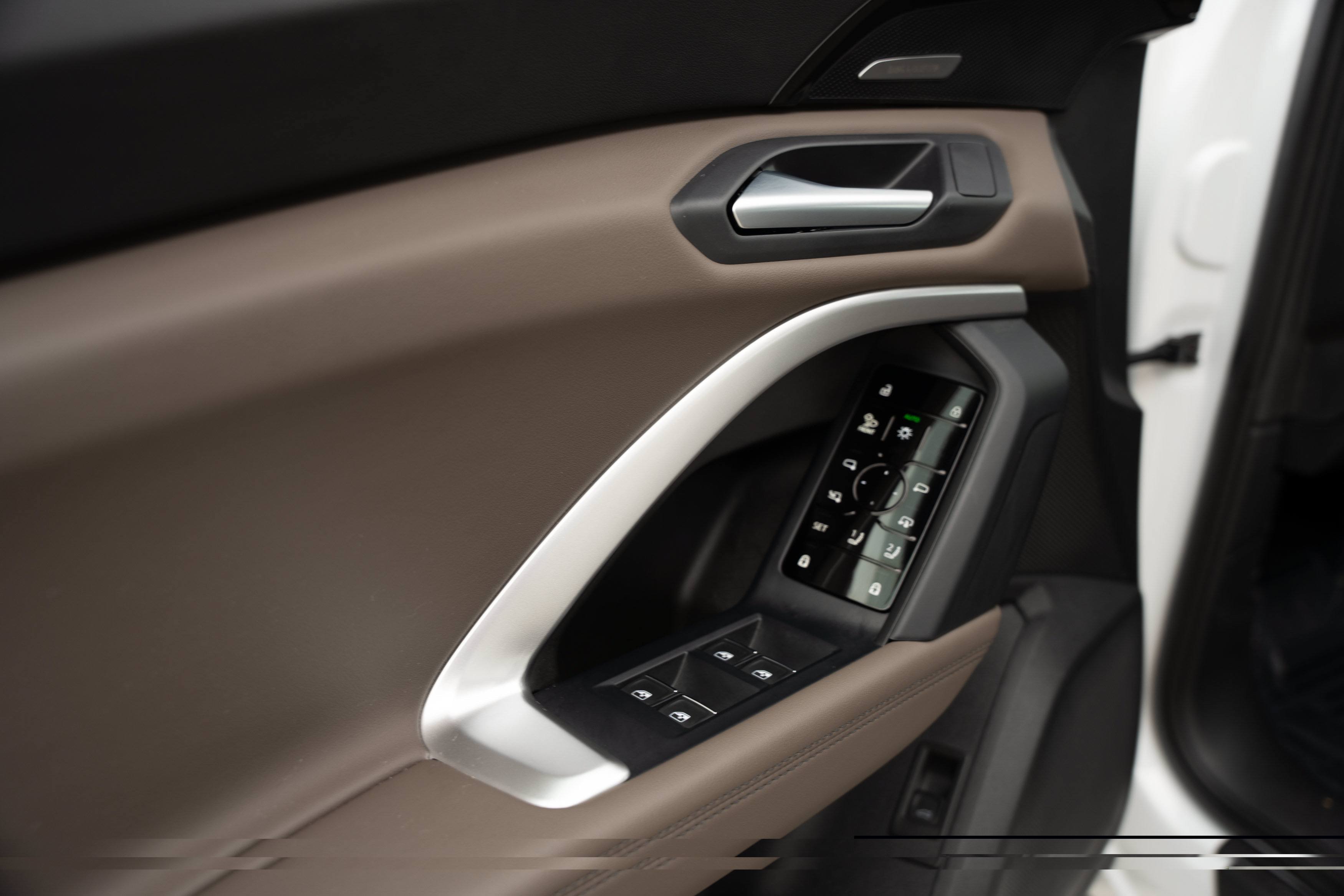 Certified 2025 Audi Q5 Premium Plus AWD/4WD image 17