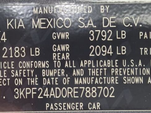 Used 2024 Kia Forte LXS FWD image 33