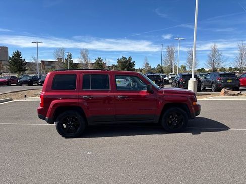 Used 2015 Jeep Patriot Sport image 2