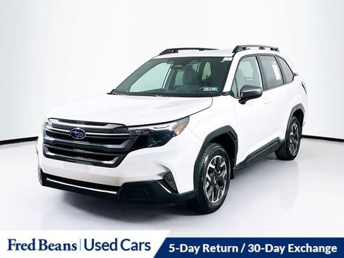 Used 2026 Subaru Forester Premium AWD/4WD image 3