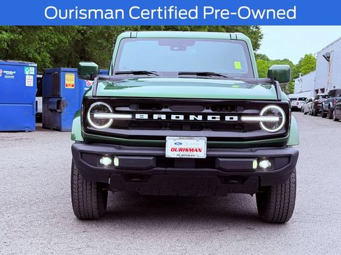 Used 2025 Ford Bronco Outer Banks AWD/4WD image 2