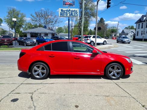 Used 2015 Chevrolet Cruze LT FWD image 1