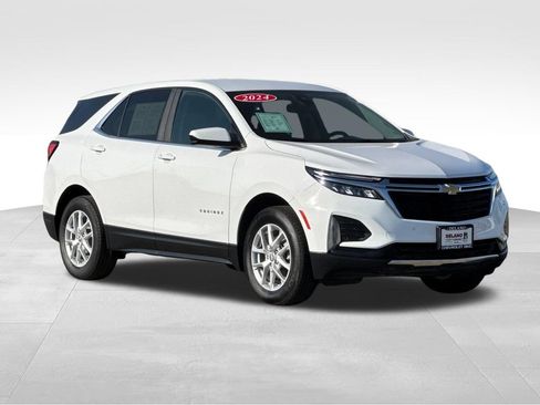 Used 2024 Chevrolet Equinox LT AWD/4WD image 7