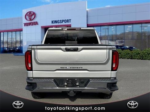 Used 2019 GMC Sierra 1500 SLT w/ SLT Premium Package image 4