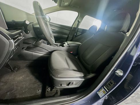 Used 2025 Hyundai Tucson SEL AWD/4WD image 13