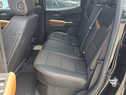 Used 2023 GMC Canyon AT4 AWD/4WD image 15