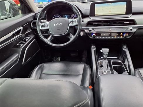 Used 2022 Kia Telluride S image 5