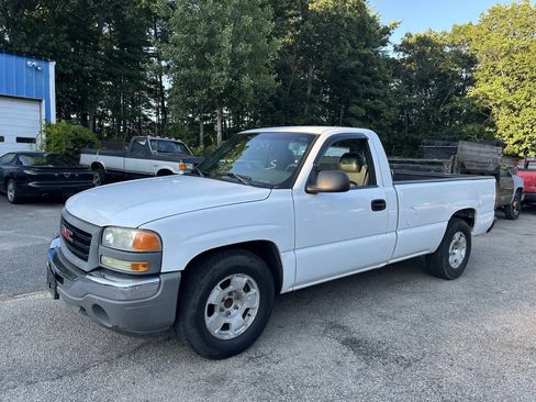 Used 2007 GMC Sierra 1500 W/T RWD image 2