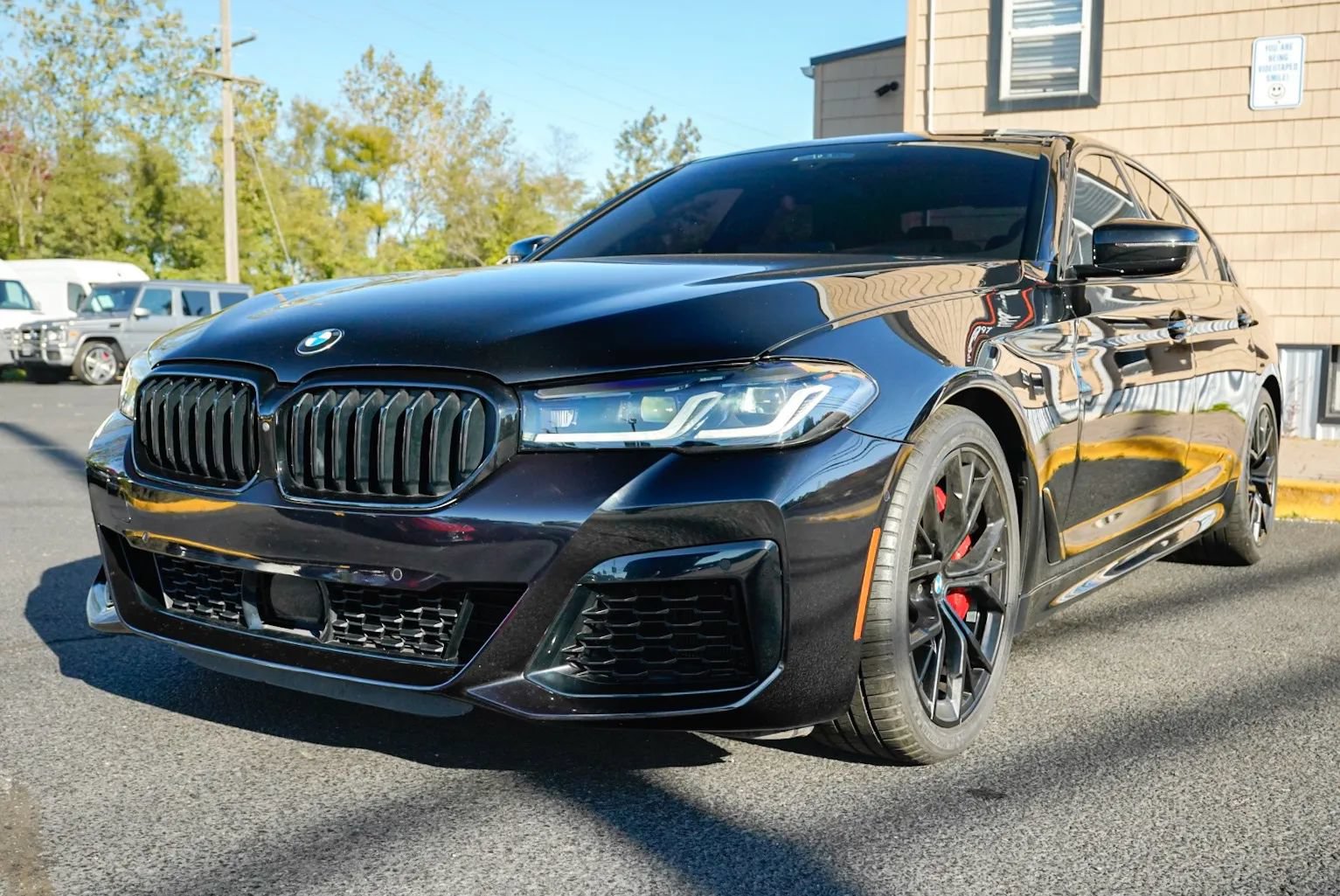Used 2023 BMW M550i xDrive w/ Executive Package AWD/4WD image 9