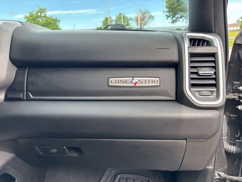 Used 2019 RAM 1500 Big Horn RWD image 54
