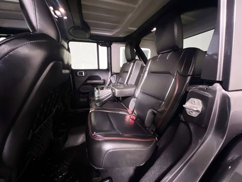 Used 2021 Jeep Wrangler Unlimited Rubicon AWD/4WD image 30