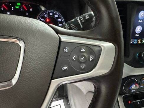 Used 2023 GMC Acadia SLT AWD/4WD image 21