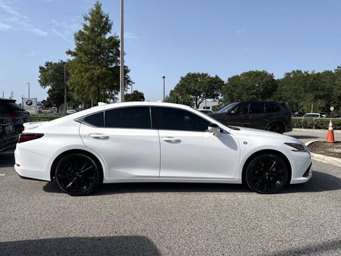 Used 2022 Lexus ES 350 F Sport FWD image 2