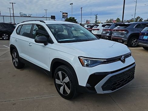 New 2026 Volkswagen Taos S AWD/4WD image 3