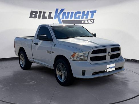 Used 2016 RAM 1500 Express RWD image 7