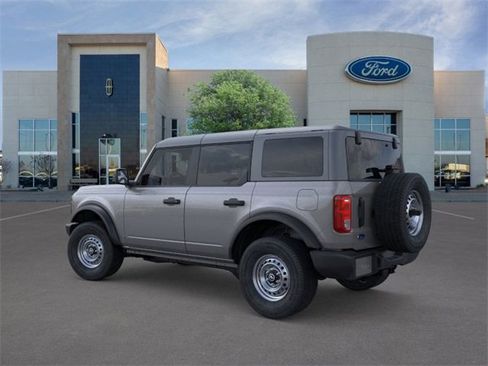 New 2025 Ford Bronco 4-Door image 4