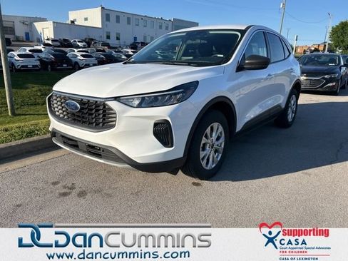 Used 2024 Ford Escape Active AWD/4WD image 1