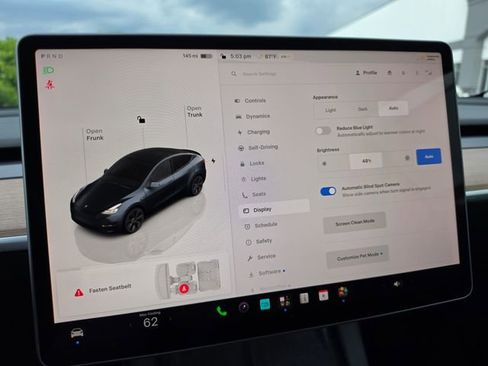 Used 2025 Tesla Model Y Long Range AWD/4WD image 47
