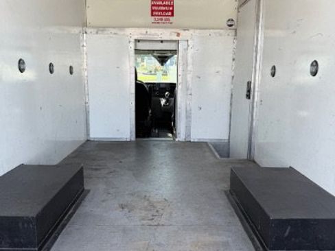 Used 2022 Ford Transit 350 DRW RWD image 15