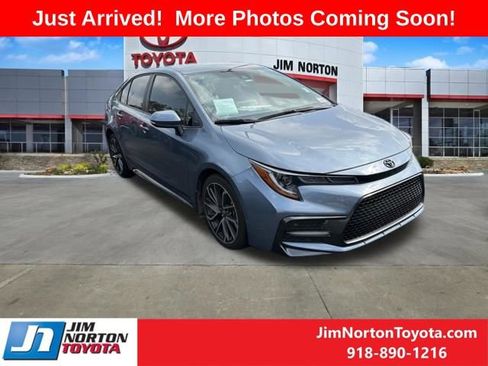 Used 2022 Toyota Corolla SE FWD image 1