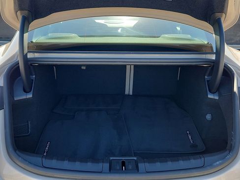 Certified 2022 Porsche Taycan image 29