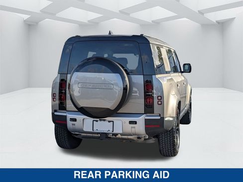 Used 2025 Land Rover Defender 110 S AWD/4WD image 4
