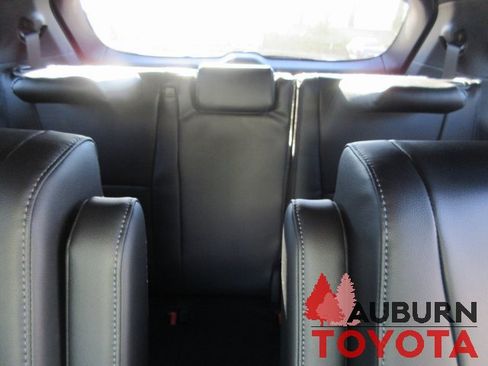 New 2026 Toyota Highlander XSE image 18