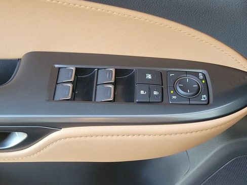 Used 2025 Lexus NX 250 FWD w/ Cold Area Package image 27