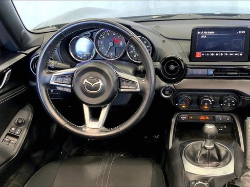 Used 2021 MAZDA MX-5 Miata RF Club image 4