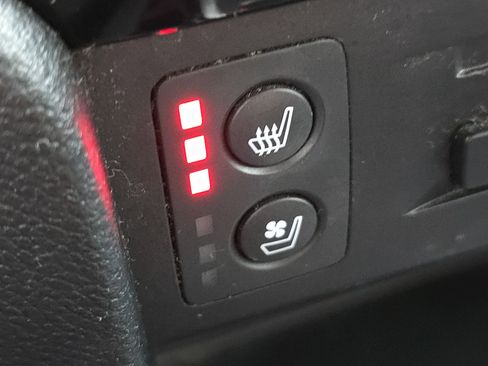 Used 2018 Honda Pilot Elite image 11