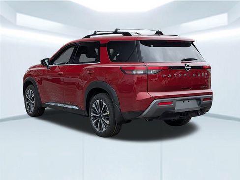 New 2026 Nissan Pathfinder Platinum w/ Cargo Package image 4
