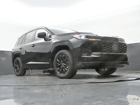 New 2026 Toyota RAV4 SE w/ Convenience Package AWD/4WD image 23