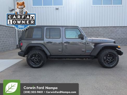 Used 2023 Jeep Wrangler Unlimited w/ Cold Weather Group AWD/4WD image 2