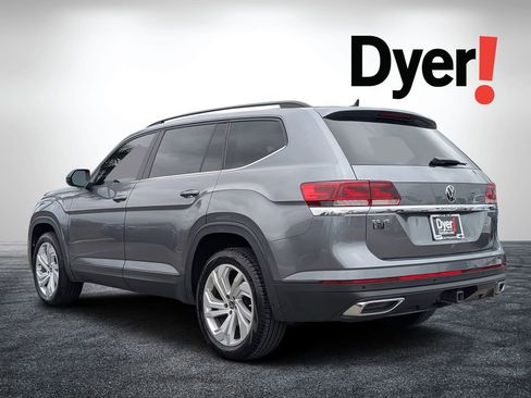 Used 2021 Volkswagen Atlas SE w/ Towing Package image 6
