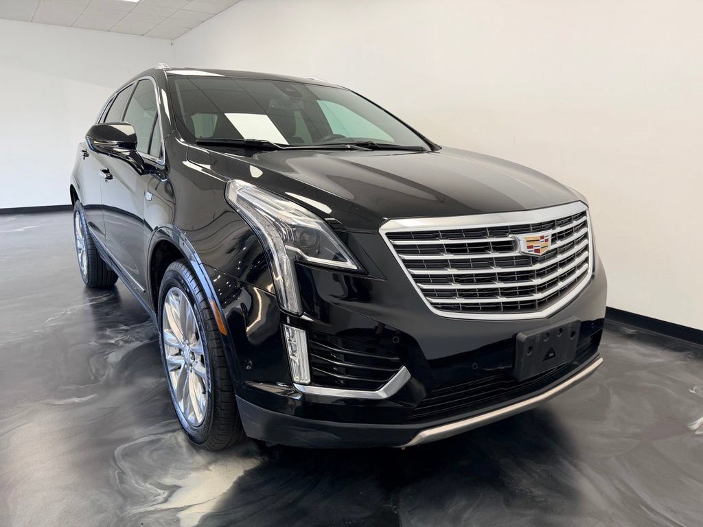 Used 2018 Cadillac XT5 Platinum w/ Driver Assist Package AWD/4WD image 24