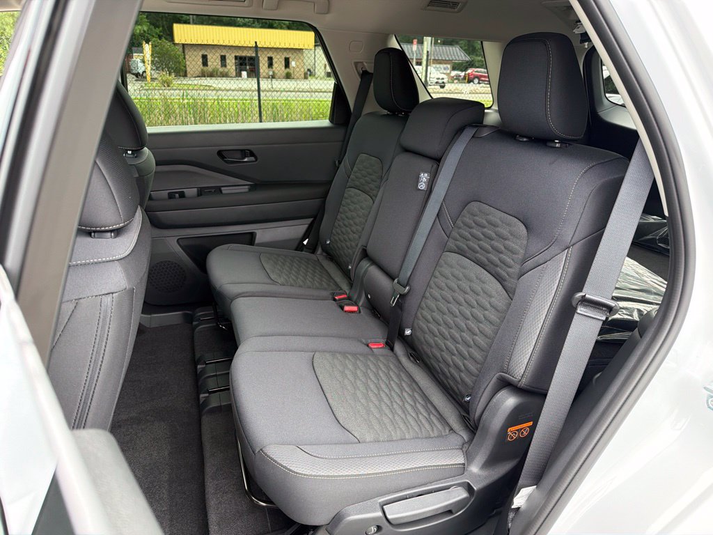 New 2026 Nissan Pathfinder SV AWD/4WD image 17