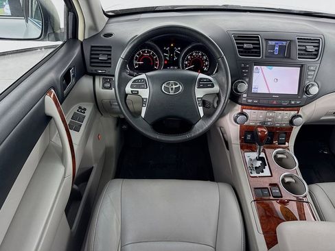 Used 2012 Toyota Highlander Limited image 28