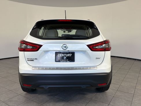 Used 2021 Nissan Rogue Sport SV w/ Technology Package FWD image 10