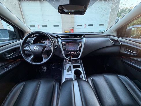 Used 2020 Nissan Murano SL w/ Moonroof Package AWD/4WD image 10