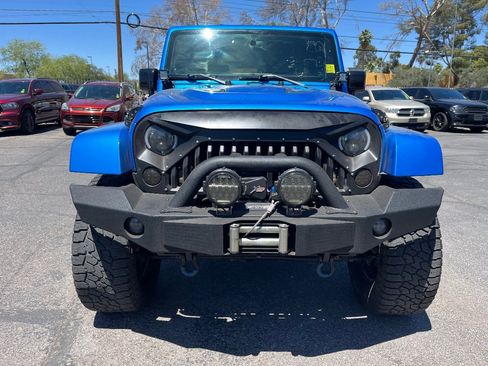 Used 2014 Jeep Wrangler Unlimited Sahara AWD/4WD image 8