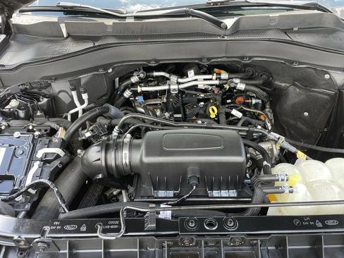Used 2023 Ford Explorer XLT w/ Equipment Group 202A RWD image 12
