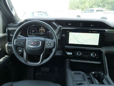 New 2025 GMC Sierra 2500 AT4 w/ AT4 Premium Plus Package image 17