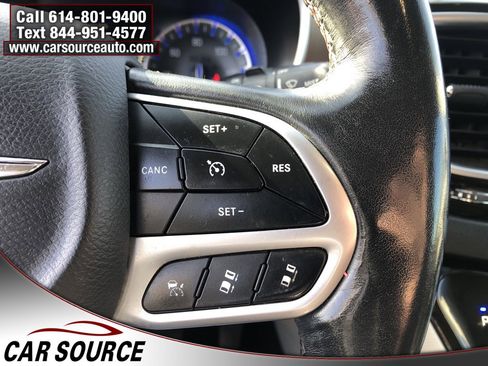 Used 2018 Chrysler Pacifica Touring-L Plus w/ Advanced Safetytec Group image 14