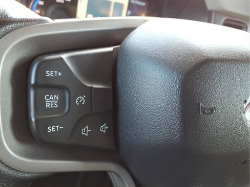 Used 2021 Ford Bronco Badlands image 19